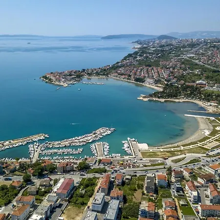 Appartamento With A Parking Space Podstrana, Split - 14112 *